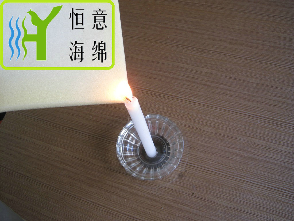 D053 低密度 阻燃泡棉（Low density fire-retardant foam）